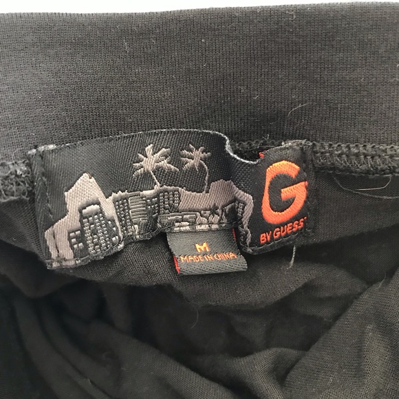 Sexy leg showing long skirt - Picture 5 of 5